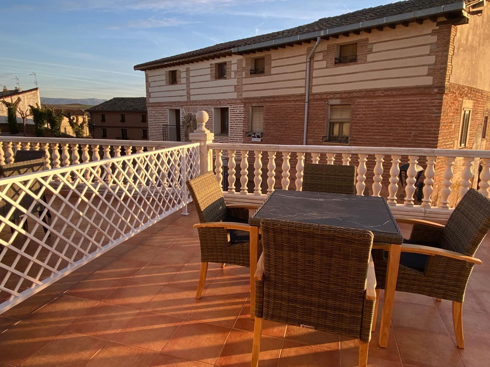 Casa Rural La Plaza Azofra 外观 照片