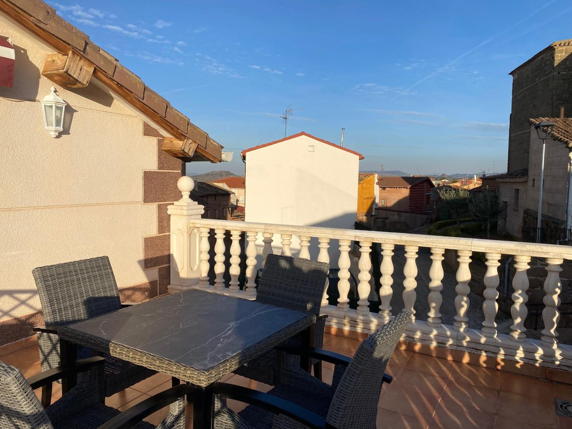 Casa Rural La Plaza Azofra 外观 照片